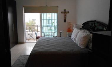 VENTA CASA EN PRIVADA CON ALBERCA Y SEGURIDAD, TEZOYUCA MOR.