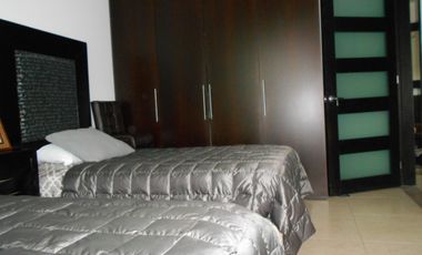 VENTA CASA EN PRIVADA CON ALBERCA Y SEGURIDAD, TEZOYUCA MOR.