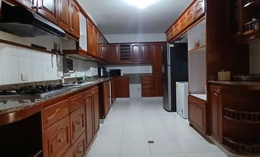 casa en arriendo en santa rita. Cod A95028