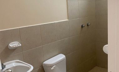 Venta de casa en Manta de oportunidad  a dos minutos de la playa Inf 099321----