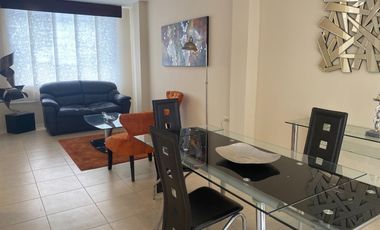 Venta de casa en Manta de oportunidad  a dos minutos de la playa Inf 099321----