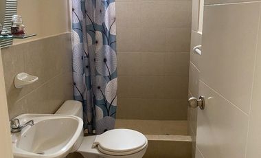 Venta de casa en Manta de oportunidad  a dos minutos de la playa Inf 099321----