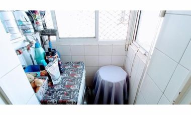 DEPTO TRES AMBIENTES CON BALCÓN Y COCHERA