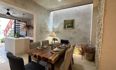 Casa Remodelada en venta Centro de Mérida
