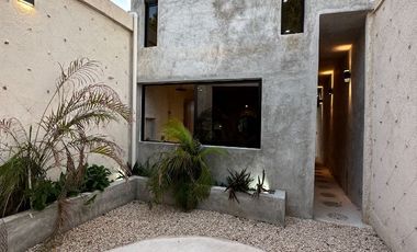 Casa Remodelada en venta Centro de Mérida
