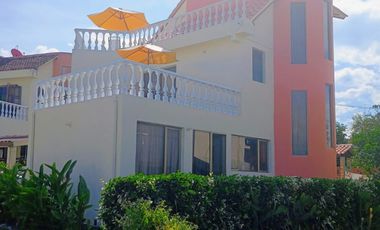 casa en venta en la mesa. Cod V12463