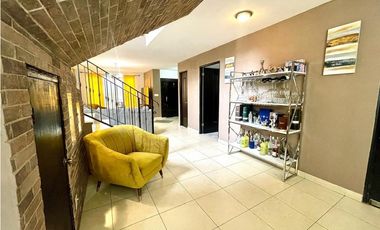 VENTA DE CASA EN CONDADO DEL REY - PH PASEO DORADO