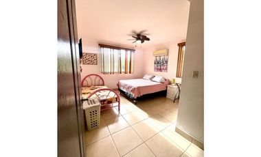 VENTA DE CASA EN CONDADO DEL REY - PH PASEO DORADO