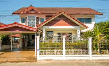 7 Bedroom Family Home In San Sai Near Mae Jo University