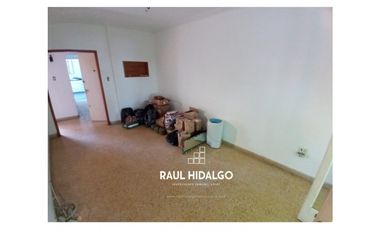 DEPARTAMENTO DE 3 AMBIENTES CON BALCÓN A LA CALLE EN MIRAMAR