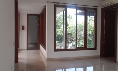 Dijual/Disewakan Tropical House in Cipete area