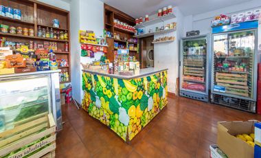 EN VENTA-LOCAL COMERCIAL- BARRIO PICHINCHA