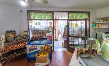 EN VENTA-LOCAL COMERCIAL- BARRIO PICHINCHA