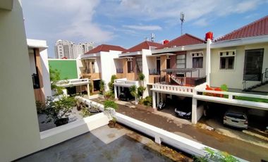Town House di Cilandak dg Taman Best Unit Kondisi Unfurnished HSE-A0425