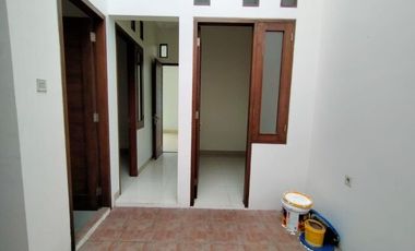 Town House di Cilandak dg Taman Best Unit Kondisi Unfurnished HSE-A0425