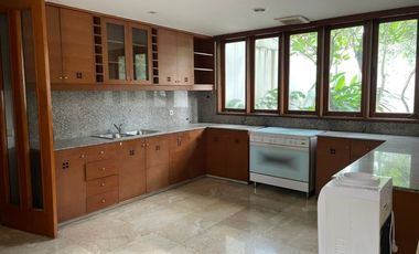 Disewakan Town House di Lebak Bulus & Kondisi Un Furnished By Sava Jakarta Properti HSE-A0604