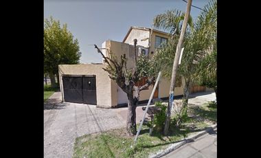 Casa  en Venta Haedo / Moron (A004 4399)