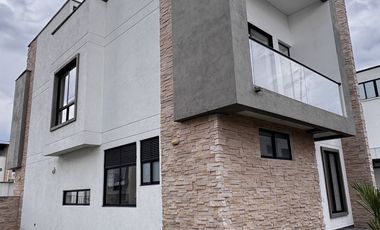 casa condominio en venta en alfaguara. Cod V4821