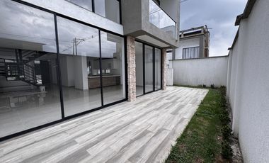 casa condominio en venta en alfaguara. Cod V4821