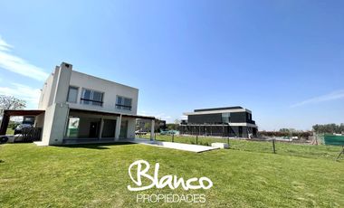 Casa en Venta en Araucarias, Puertos, Escobar, G.B.A. Zona Norte, Argentina