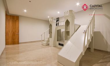 Casa de Lujo en Venta en Ayamonte Zona Bajío