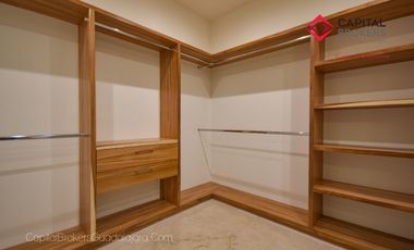 Casa de Lujo en Venta en Ayamonte Zona Bajío