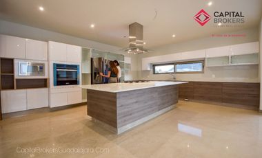 Casa de Lujo en Venta en Ayamonte Zona Bajío