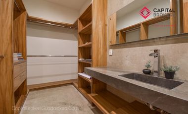 Casa de Lujo en Venta en Ayamonte Zona Bajío