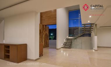 Casa de Lujo en Venta en Ayamonte Zona Bajío