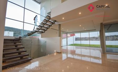 Casa de Lujo en Venta en Ayamonte Zona Bajío