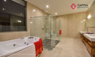 Casa de Lujo en Venta en Ayamonte Zona Bajío