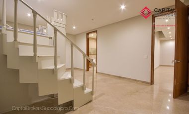 Casa de Lujo en Venta en Ayamonte Zona Bajío