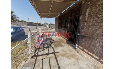 Descubre tu próxima inversión o el hogar de tus sueños en la encantadora localidad de Colán, Paita. 🌟

🏡 Esta hermosa propiedad cuenta con una ampli