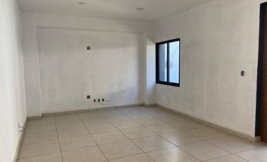 Casa moderna a media cuadra de Avenida San Diego