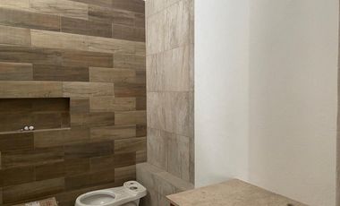 Casa moderna a media cuadra de Avenida San Diego