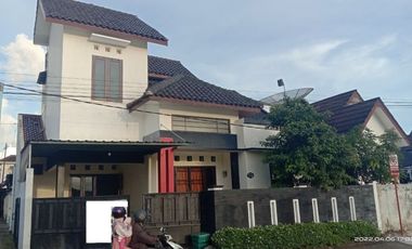DIJUAL CEPAT BU RUMAH 2 LANTAI DI GODEAN KM 8