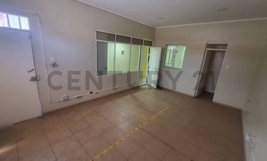 Se arrienda Galpón sector Comercial- Industrial