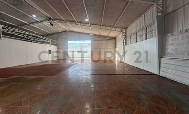 Se arrienda Galpón sector Comercial- Industrial