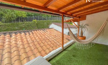 casa en venta en el tesoro. Cod V775430