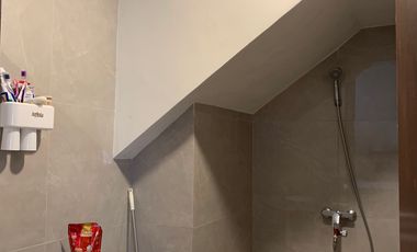 Rumah Cantik 10 Menit ke Stasiun Jurang Mangu 3 Lt Hadap Utara J-38894