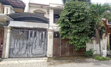 Rumah 2 Lantai di Dharmahusada Mas