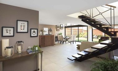 Casa en Venta 10 min de Metepec Castaño Villas del Campo Foresta Bosque Fuentes