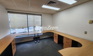 Oficina en Arriendo en VITACURA / LUIS PASTEUR