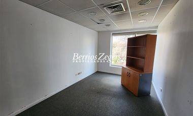 Oficina en Arriendo en VITACURA / LUIS PASTEUR