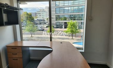 Oficina en Arriendo en VITACURA / LUIS PASTEUR