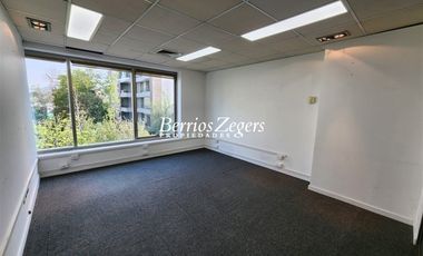 Oficina en Arriendo en VITACURA / LUIS PASTEUR