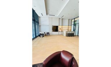 ELEGANTE EDIFICIO PARA ENTREGA INMEDIATA