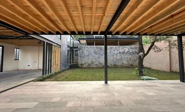 CASA EN VENTA EN AVANDARO VEGA DE LA MONTAÑA