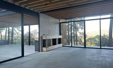 CASA EN VENTA EN AVANDARO VEGA DE LA MONTAÑA