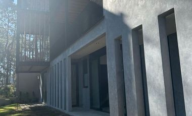 CASA EN VENTA EN AVANDARO VEGA DE LA MONTAÑA